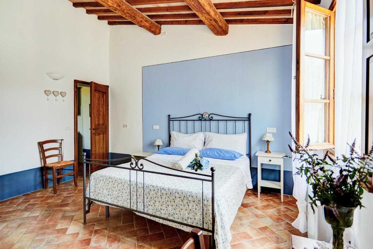 Agriturismo Lunadoro 몬티키엘로 외부 사진
