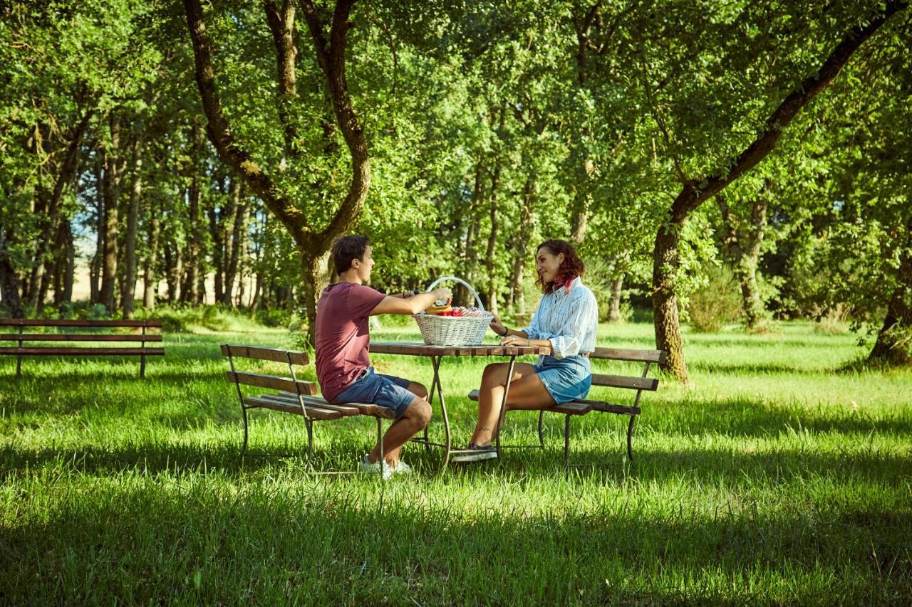 Agriturismo Lunadoro 몬티키엘로 외부 사진