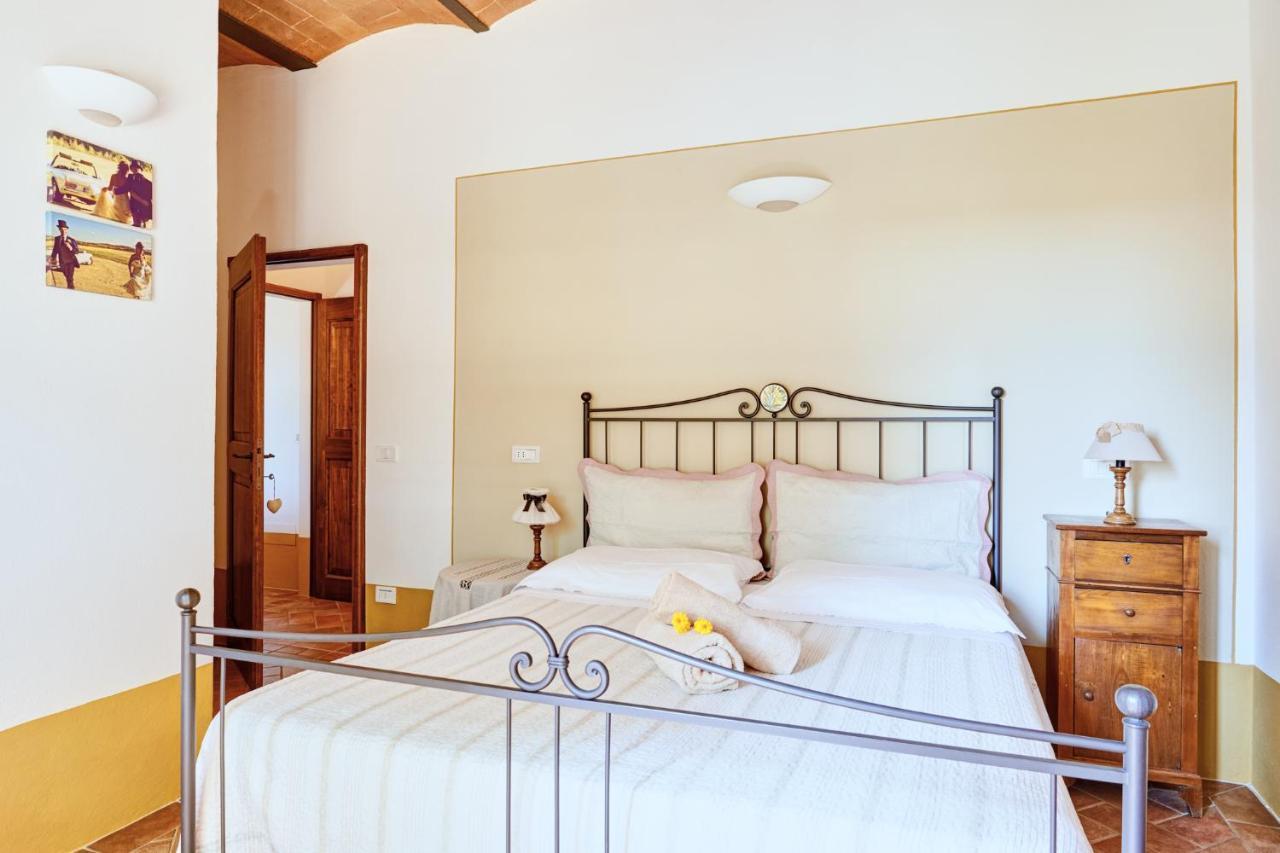 Agriturismo Lunadoro 몬티키엘로 외부 사진