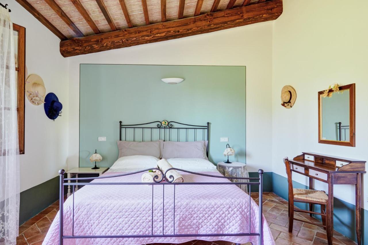 Agriturismo Lunadoro 몬티키엘로 외부 사진