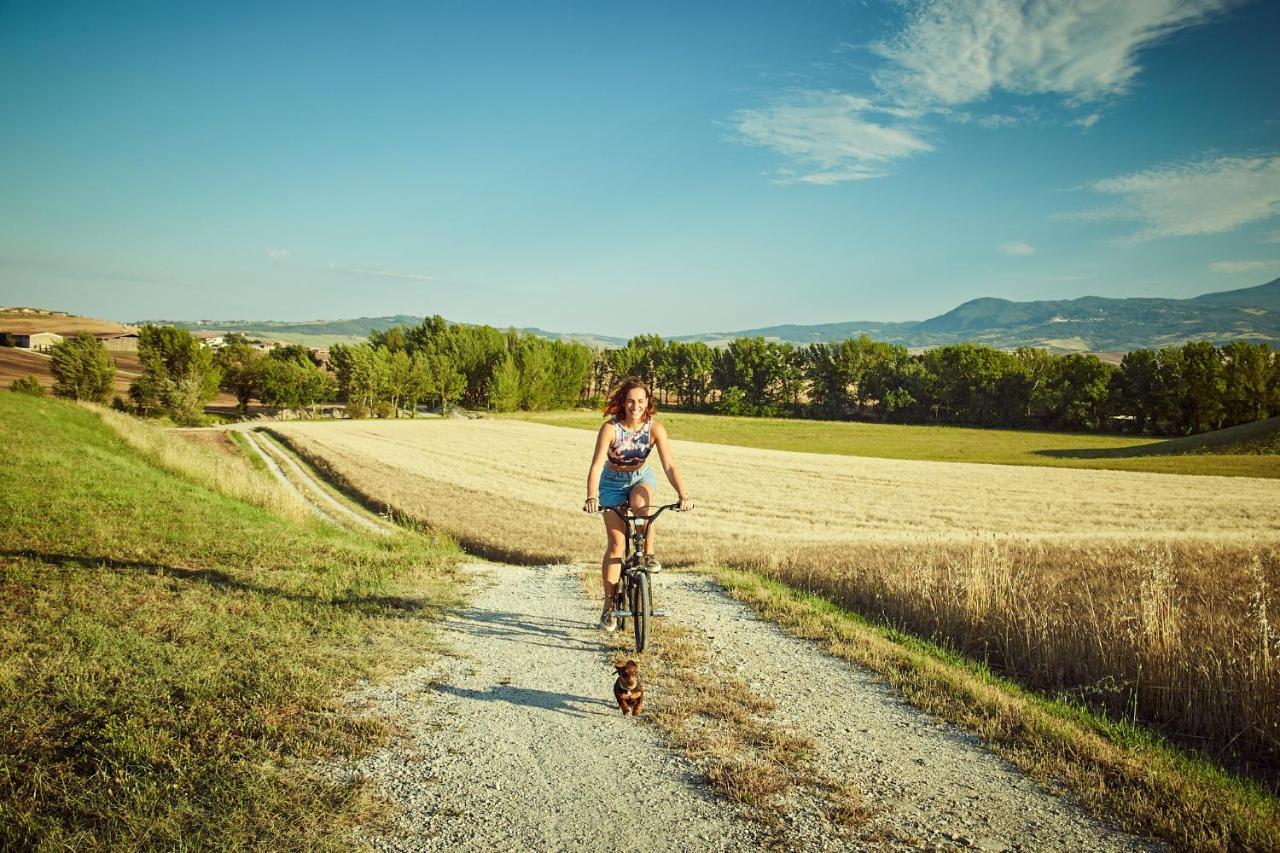 Agriturismo Lunadoro 몬티키엘로 외부 사진