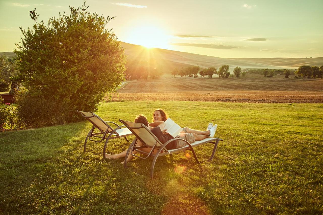 Agriturismo Lunadoro 몬티키엘로 외부 사진